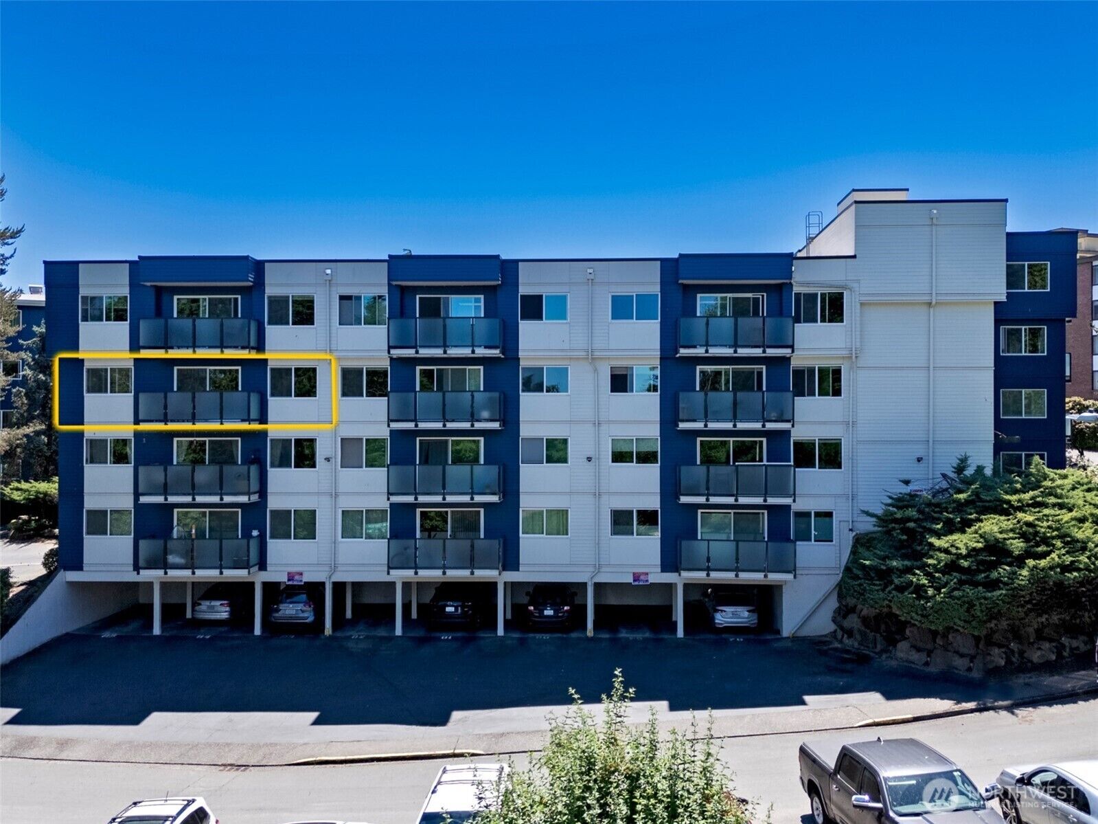 Property Photo:  3722  27th Place W 301  WA 98199 