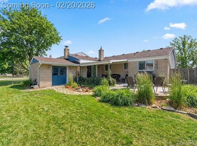 Property Photo: 37332 Bristol Street MI 48154