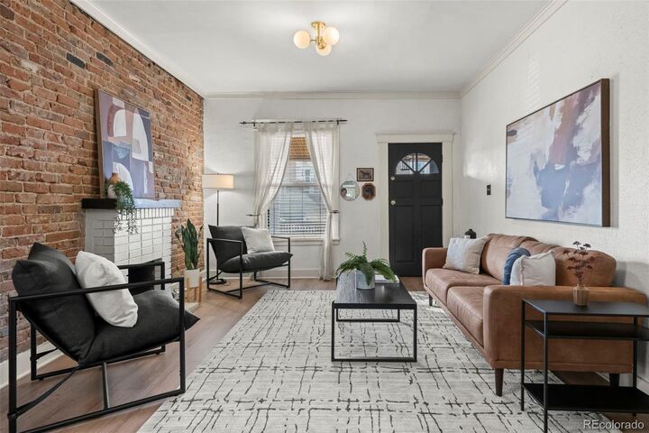 Property Photo:  1056 S Pennsylvania Street  CO 80209 