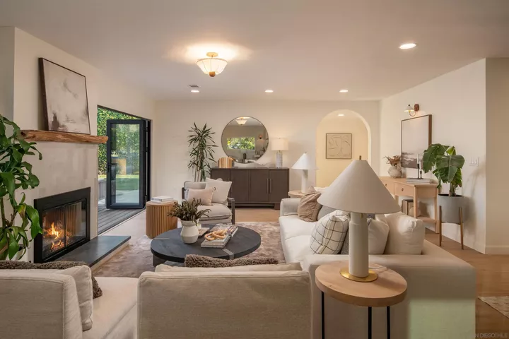 Property Photo:  2841 Cowley Way  CA 92110 