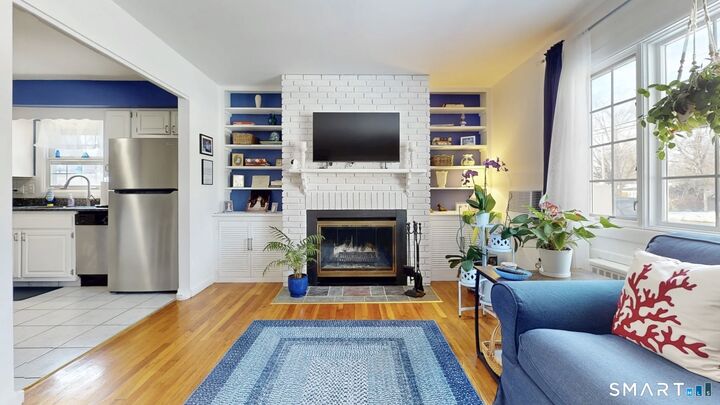 Property Photo:  216 Anderson Avenue  CT 06460 