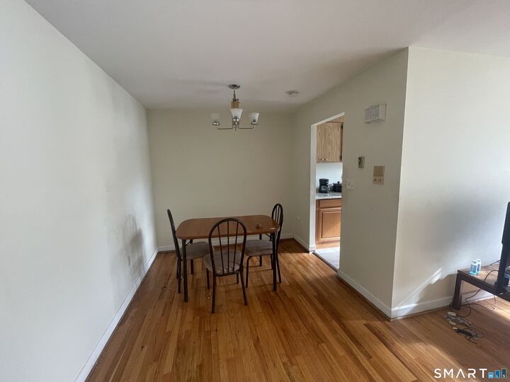 Property Photo:  24 Merrill Street Apt C2  CT 06106 