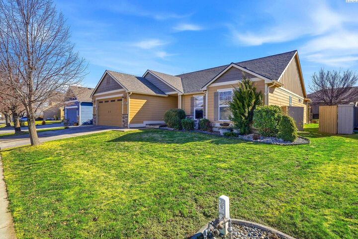 Property Photo: 5505 W 17th Ave WA 99338