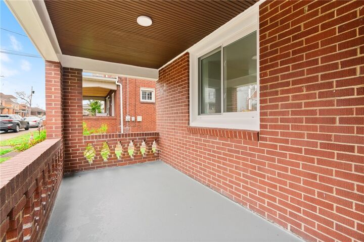 Property Photo: 2441 Dewey St PA 15120