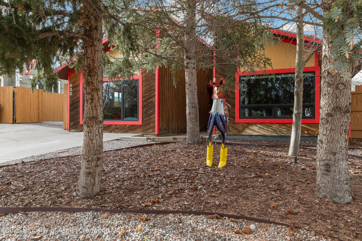 Property Photo:  520 & 0 Mesa Verde Avenue  CO 81623 