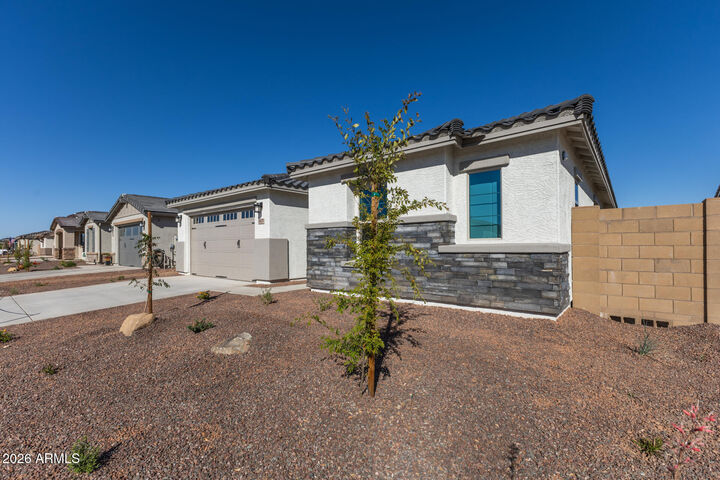 Property Photo:  8627 N 176th Lane  AZ 85355 