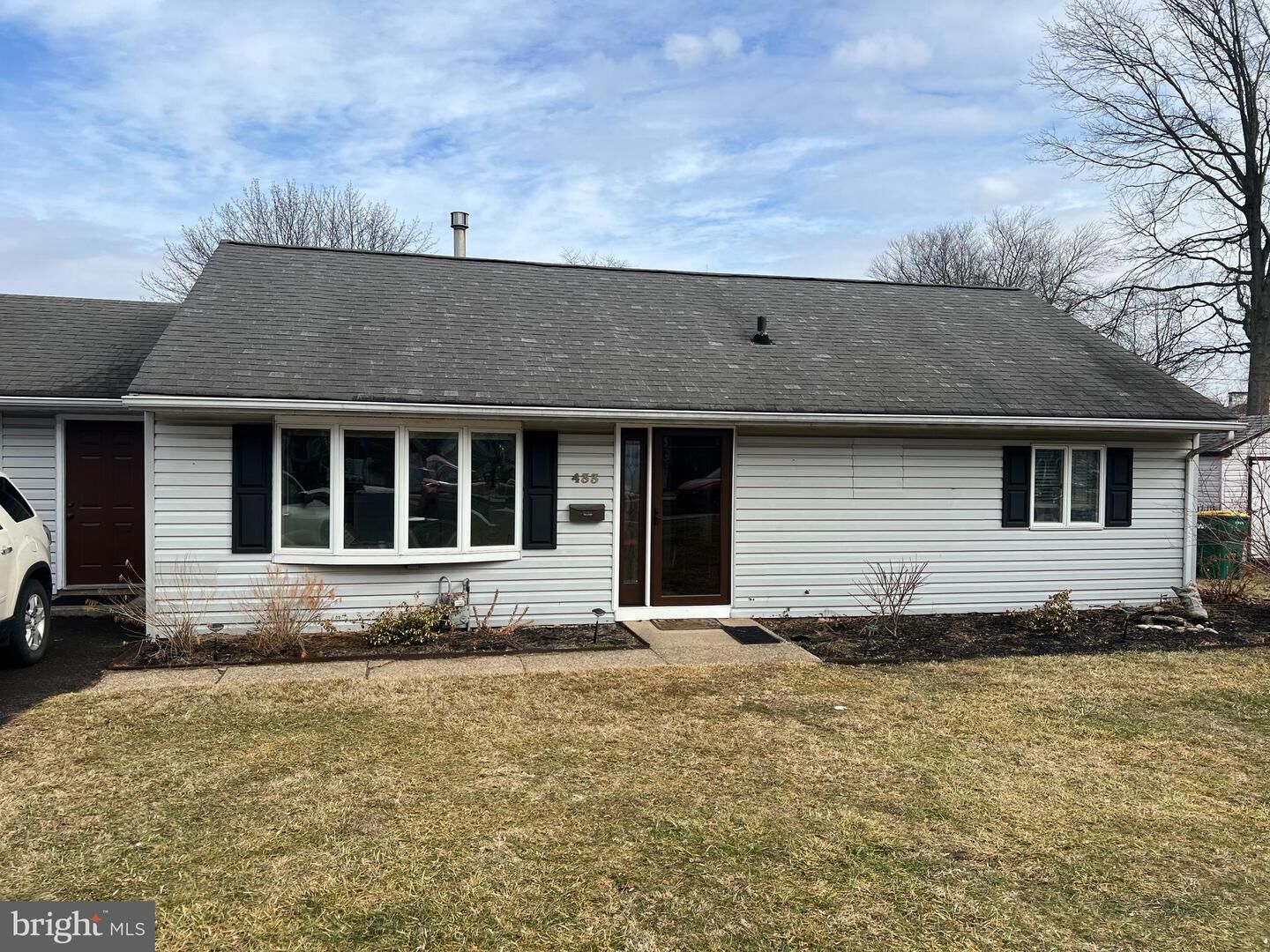 Property Photo: 433 Austin Circle PA 19030