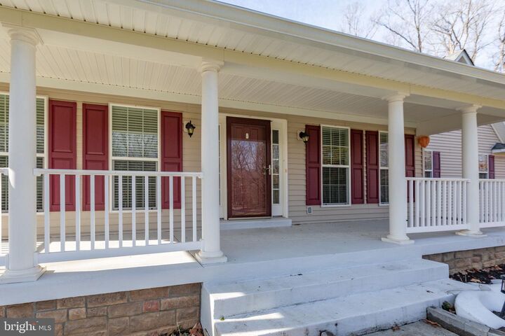 Property Photo:  219 Oakwood Drive  VA 23117 