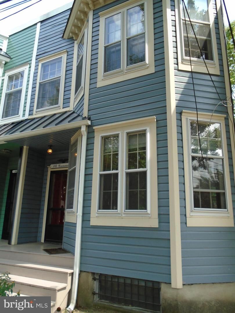 Property Photo: 112 Commerce Street VA 22314