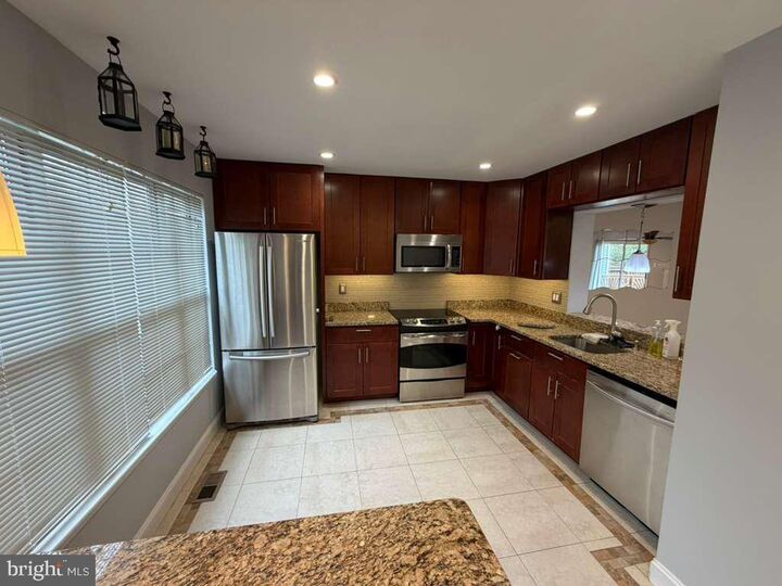 Property Photo:  10354 College Square  MD 21044 