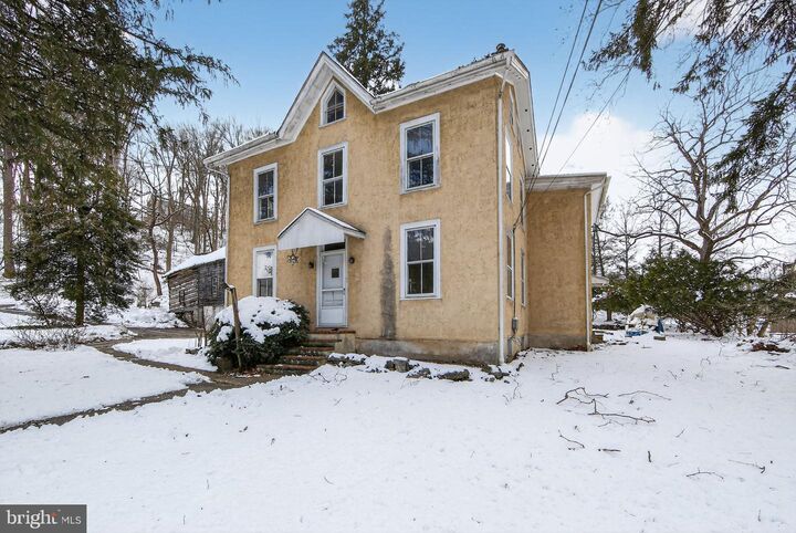 Property Photo: 1556 S Whitford Road PA 19341