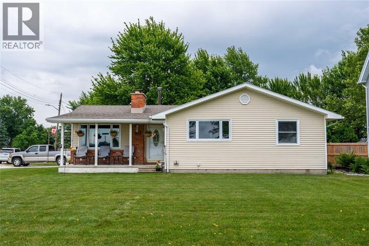 Property Photo:  3412 St. Clair Parkway  ON N0P 2H0 