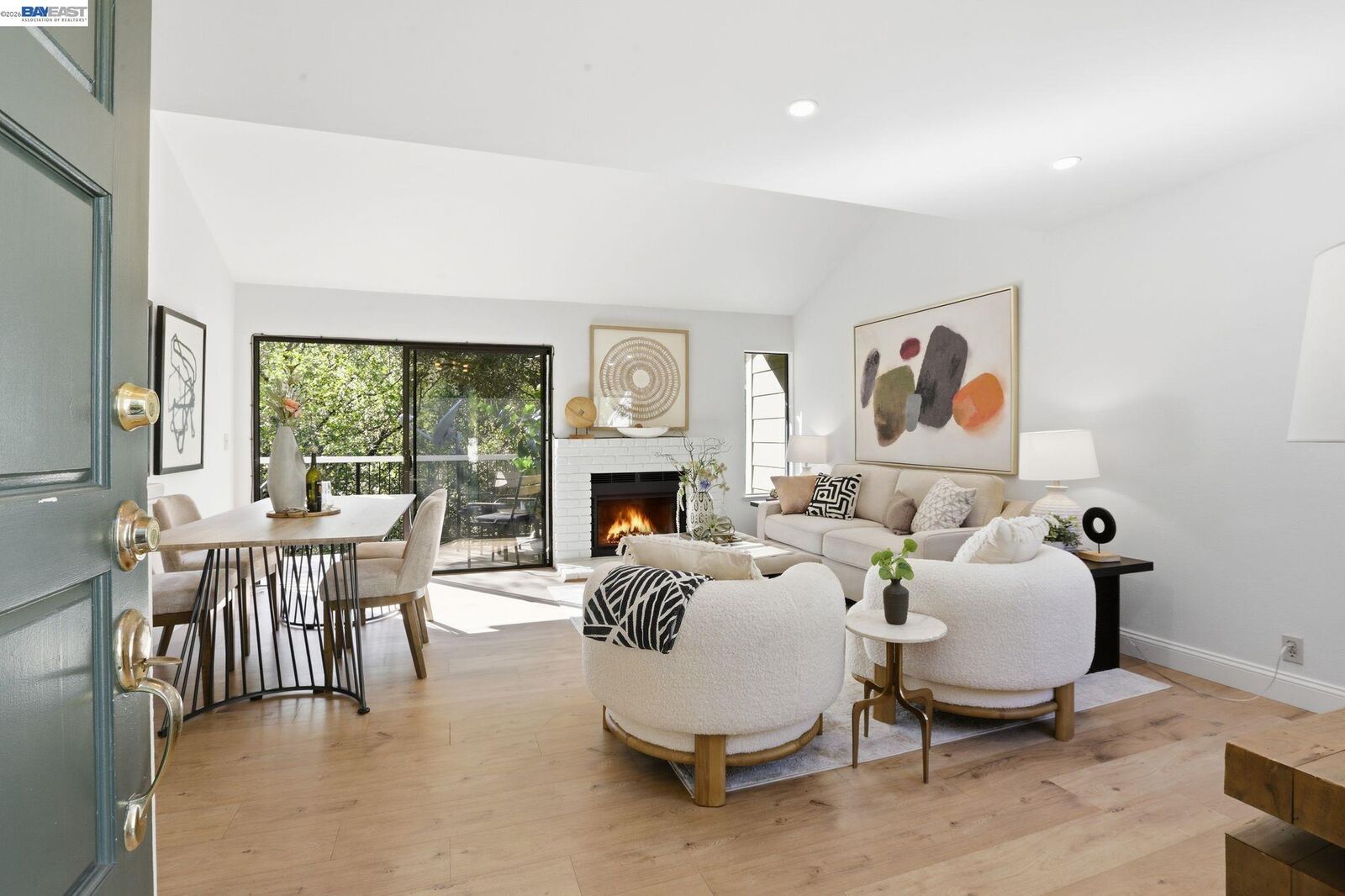 Property Photo:  2455 Saint Helena Dr 5  CA 94542 