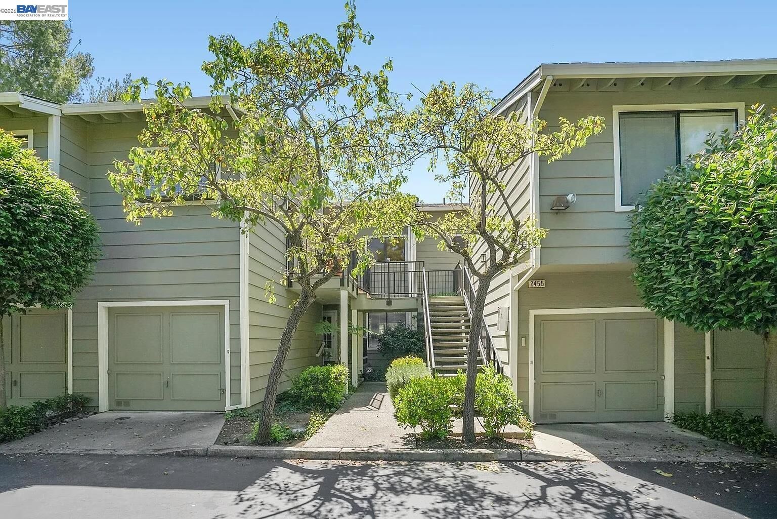 Property Photo: 2455 Saint Helena Dr 5 CA 94542