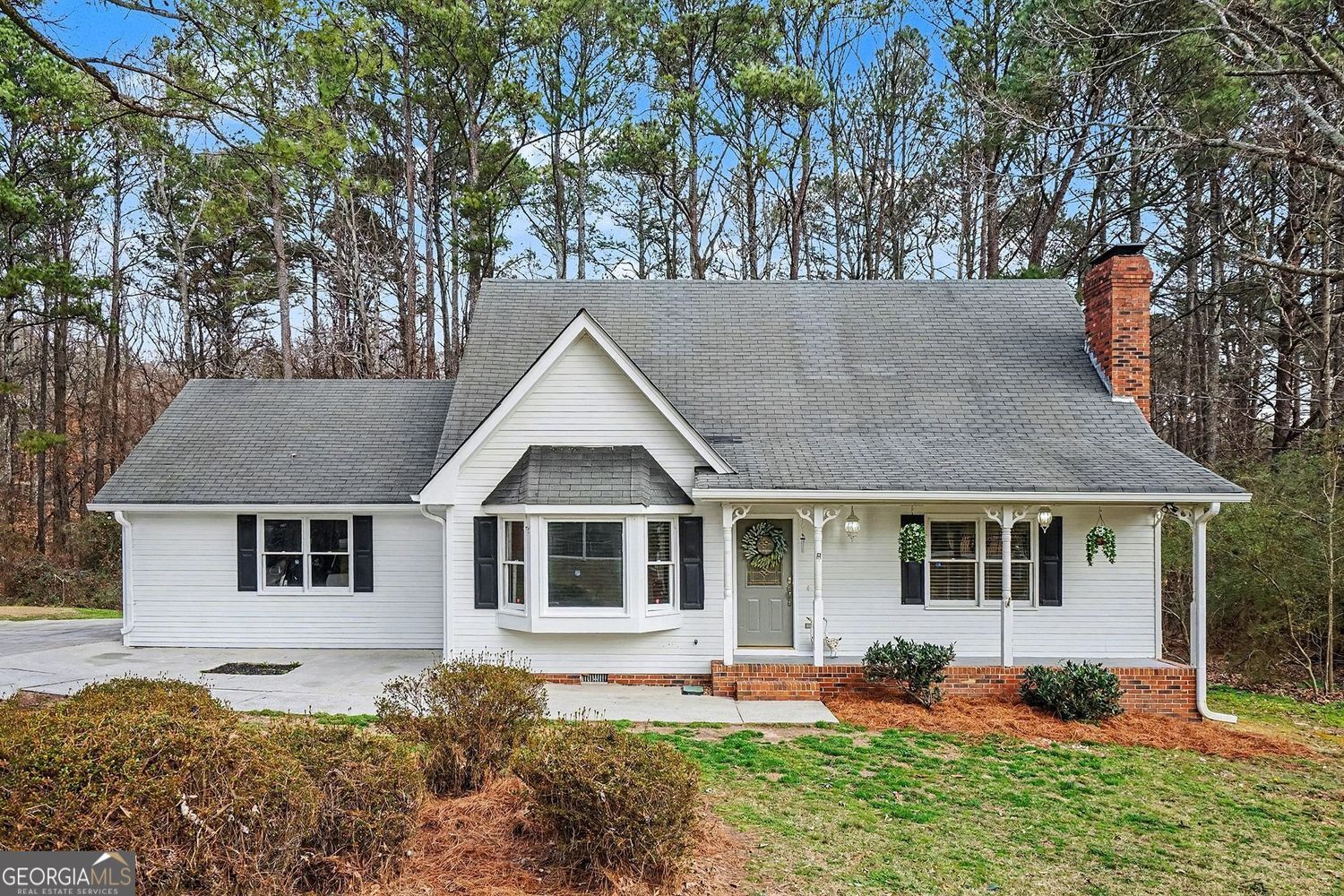 Property Photo: 3855 Laurel Falls Drive GA 30039