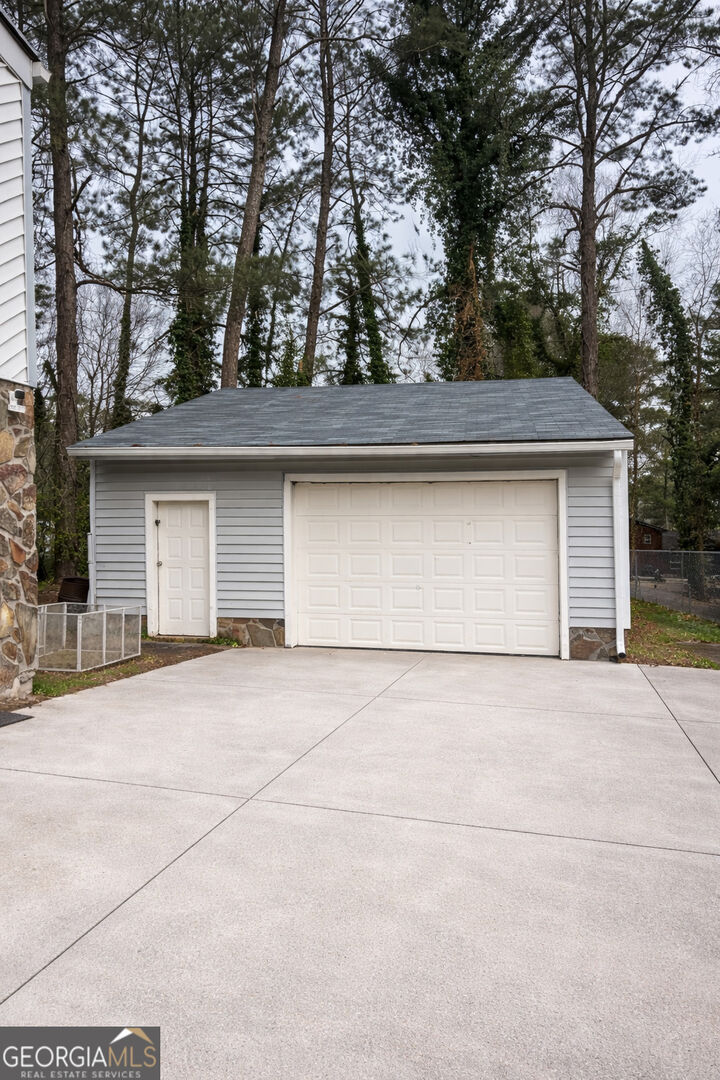 Property Photo:  6798 Collier Way  GA 30296 