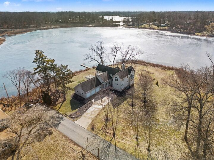 Property Photo: 74 E 600 IN 46383