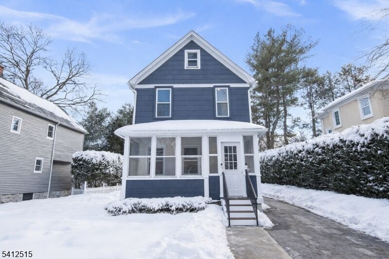 Property Photo:  56 Harvey St  NJ 07624 