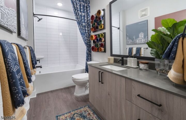 Property Photo:  100 Union St 532  NJ 07202 