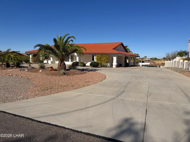 Property Photo: 3855 Whaler Dr AZ 86406
