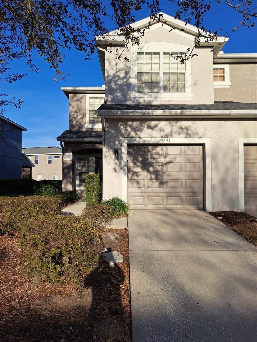 Property Photo:  1641 Fallmonte Court  FL 34761 