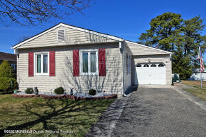 Property Photo:  25 Plymouth Drive  NJ 08757 