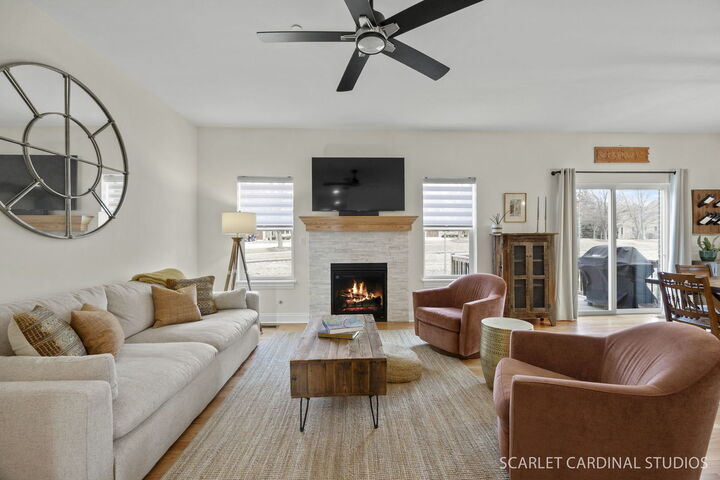 Property Photo:  627 Bourbon Court  IL 60565 