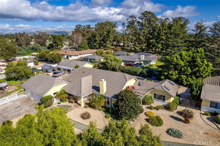 Property Photo:  340 N Las Flores Drive  CA 93444 