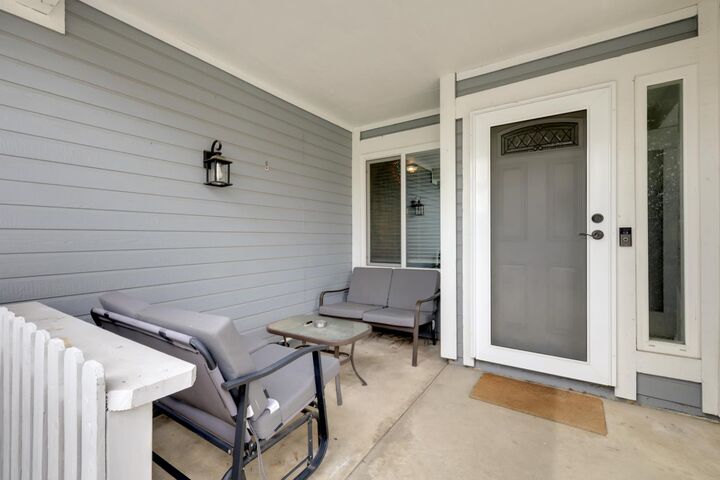 Property Photo:  8115 Sonoma Hills Way  CA 95828 