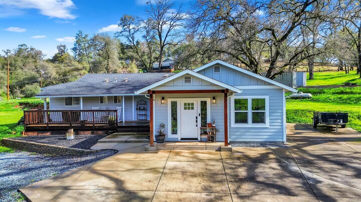 Property Photo: 4891 Creekside Drive CA 95682
