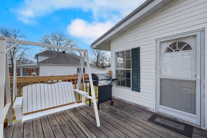 Property Photo: 316 S Jefferson St TN 37388