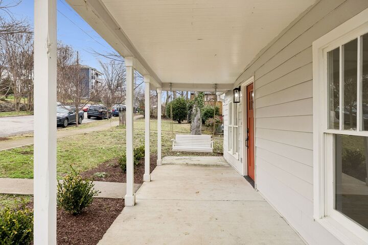 Property Photo:  611 S 12th St  TN 37206 