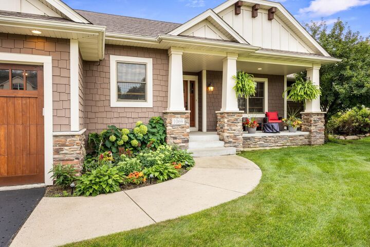 Property Photo: 1069 Symphony Lane MN 55318