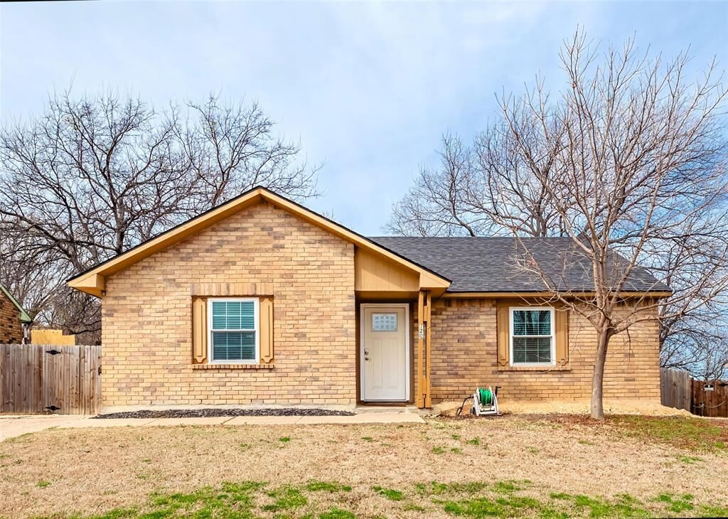 Property Photo:  720 Sandstone Drive  TX 76120 