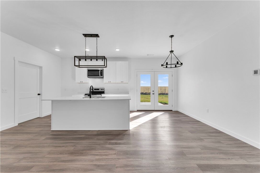 Property Photo:  292 Madison Street  AR 72738 