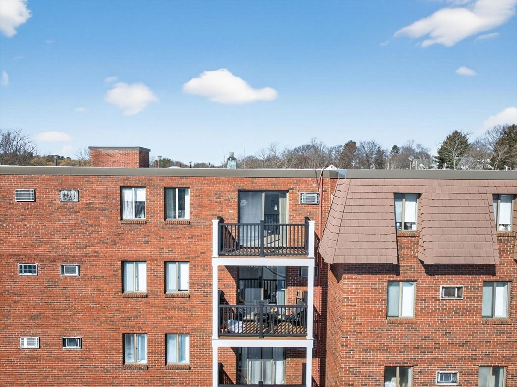 Property Photo:  5 Washington St D4  MA 01867 