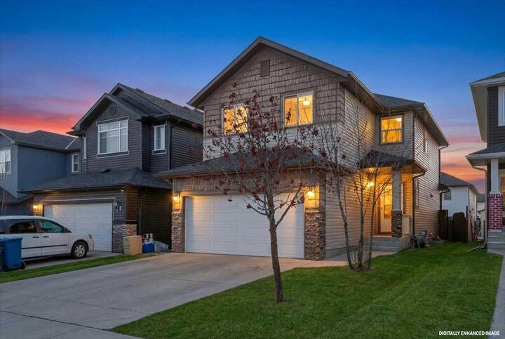 Property Photo:  34 Saddlecrest Crescent NE  AB T3J 0C6 
