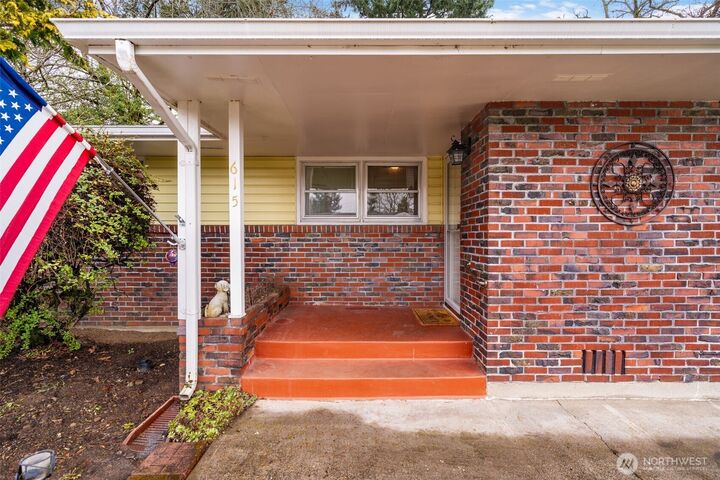 Property Photo:  615  Tampa Way  WA 98664 