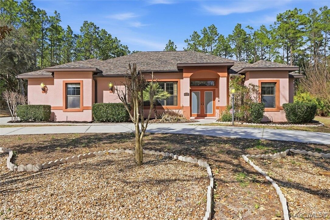 Property Photo: 5537 W Cisco Street FL 34465