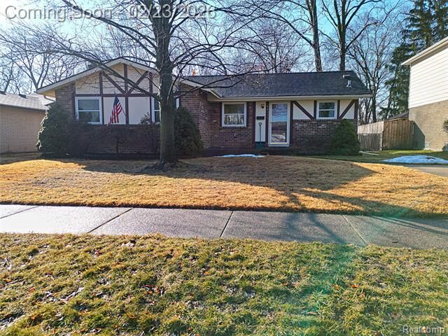 Property Photo:  38993 Grennada Street  MI 48154 