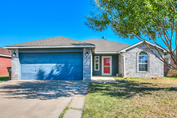 Property Photo:  1220 James Lane  TX 76905 