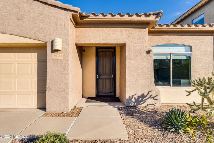 Property Photo:  10043 E Denver Hill Drive  AZ 85748 