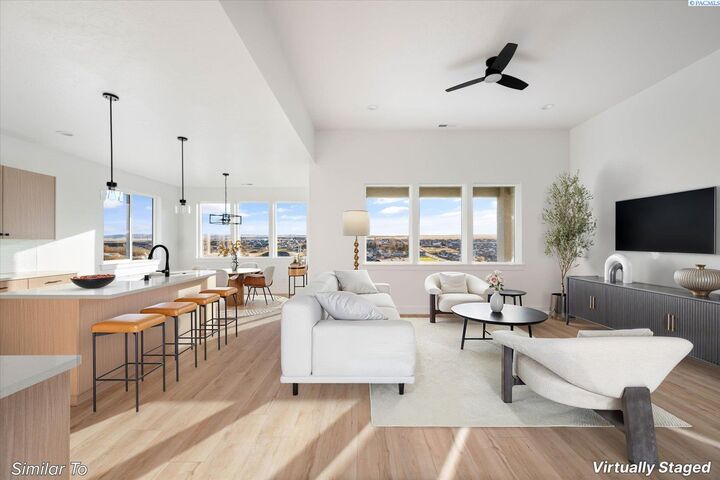 Property Photo:  1137 Fairhaven Loop 10  WA 99352 