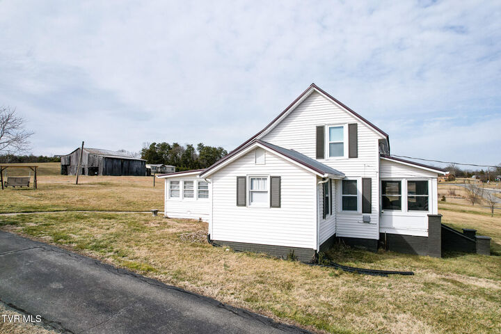 Property Photo:  150 Camp Creek Road  TN 37743 