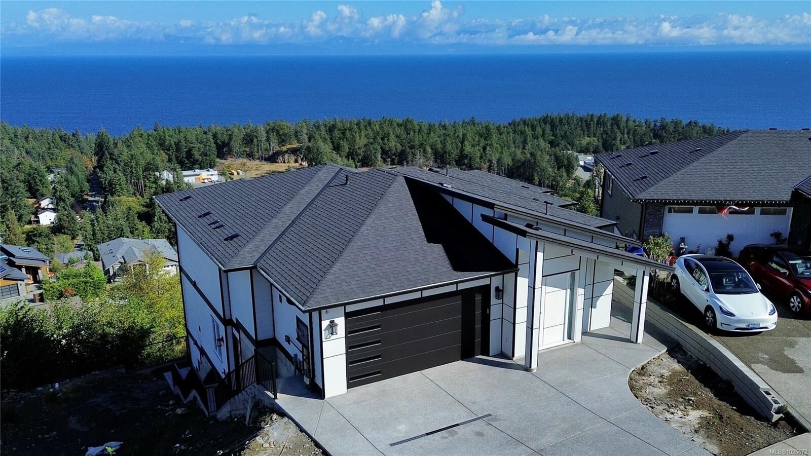 Property Photo: 114 Abalone Pl S BC V9T 0L3