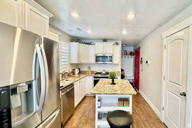 Property Photo:  905 N 540 W  UT 84321 