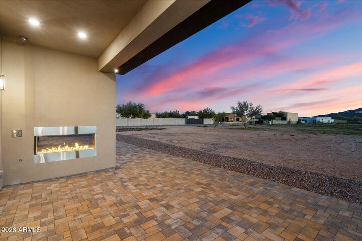 Property Photo:  2991 W Desert Hills Drive 2  AZ 85086 