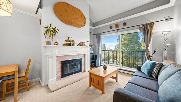 Property Photo:  620 Blackford Street 302  BC V3M 1R6 