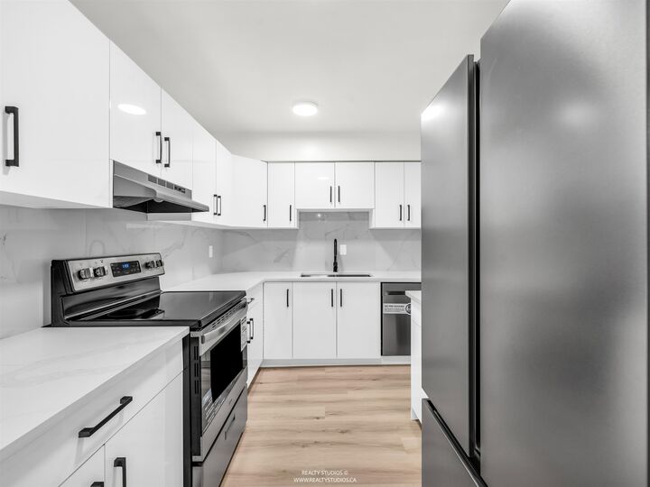 Property Photo:  10698 151A Street 111  BC V3R 8T5 