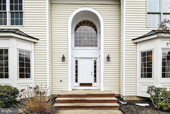 Property Photo:  23 Silvers  NJ 08512 